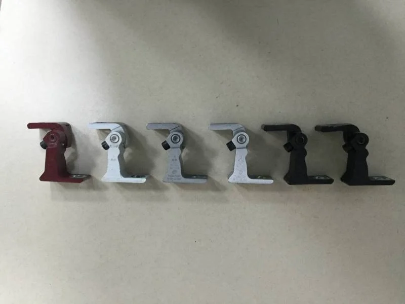 Петля двери Skoda Karoq 2017>