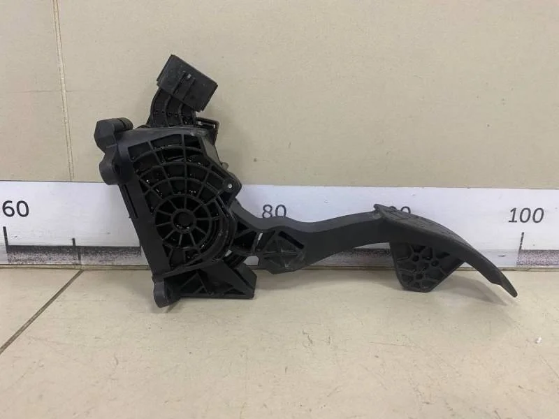 Педаль газа Volkswagen Polo (Sed RUS) 2011>