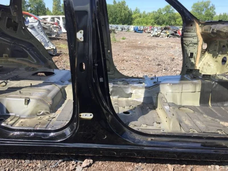 Порог со стойкой правый Mitsubishi Pajero/Montero Sport (KS) 2015>