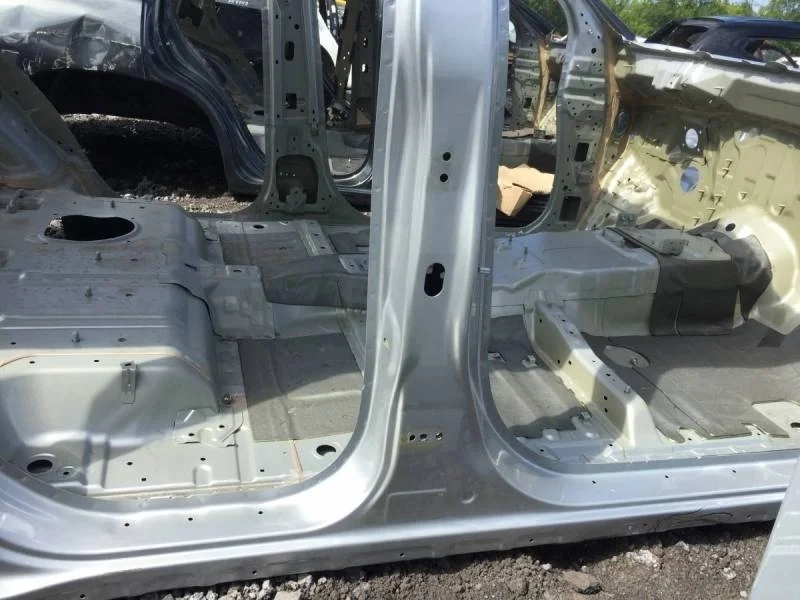 Порог со стойкой правый Mitsubishi Pajero/Montero Sport (KS) 2015>