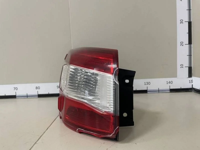 Фонарь задний наружный левый Nissan Qashqai (J11) 2014>
