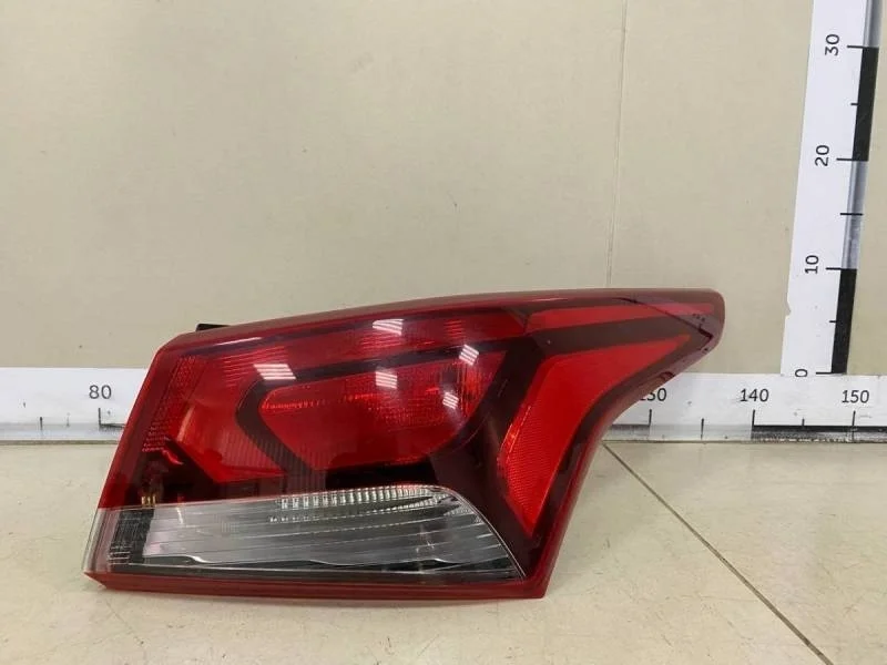 Фонарь задний наружный правый Hyundai Solaris 2017>