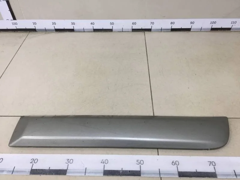 Молдинг задней левой двери Renault Sandero 2009-2014