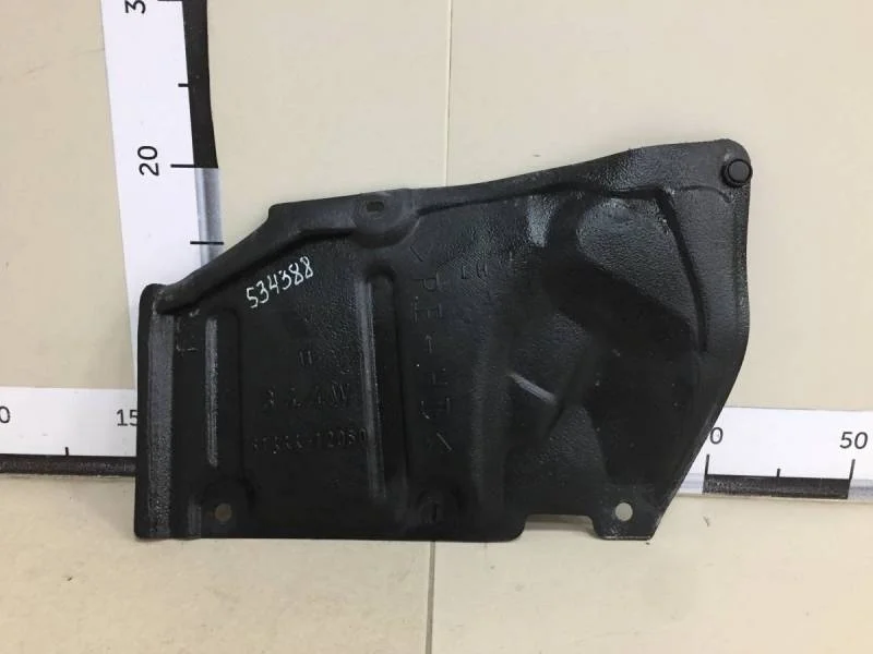 Пыльник двигателя нижний левый Toyota Corolla E150 2006-2013