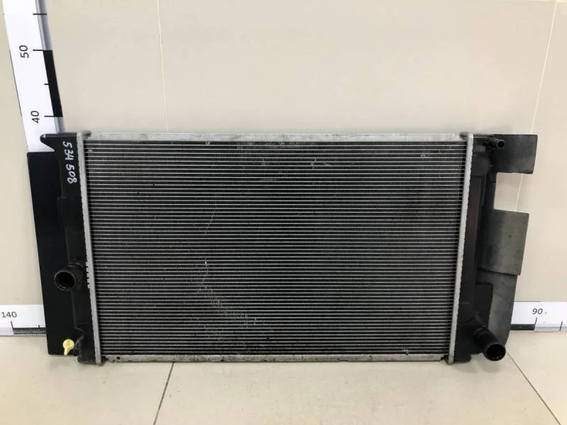 Радиатор охлаждения двигателя Toyota Corolla E150 2006-2013