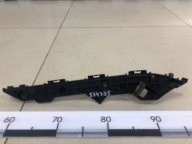 Кронштейн заднего бампера правый Toyota Corolla E150 2006-2013