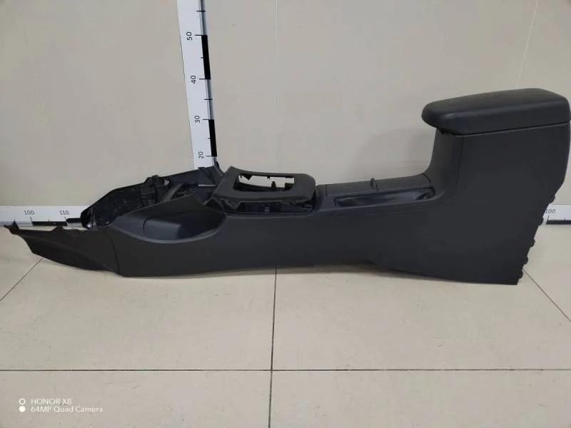 Консоль центральная Toyota Corolla E150 2006-2013