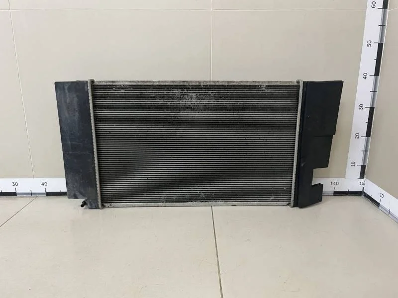 Радиатор охлаждения двигателя Toyota Corolla E150 2006-2013