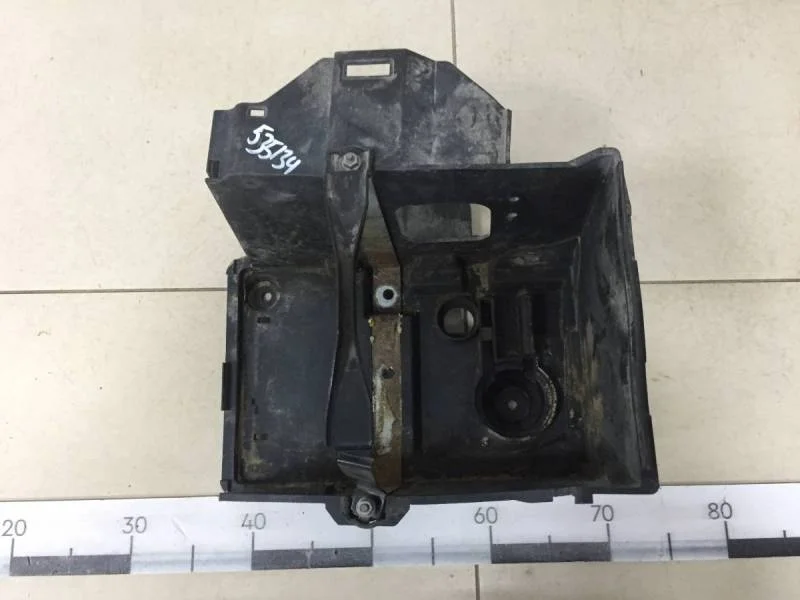 Крепление АКБ (корпус / подставка) Ford C-MAX 2003-2010