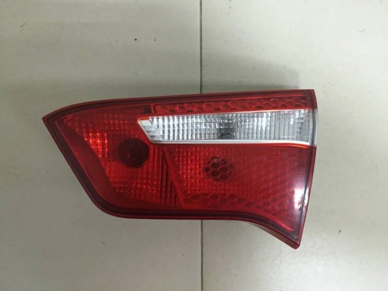 Фонарь задний внутренний правый Kia Rio 3 (UB) 2011-2017