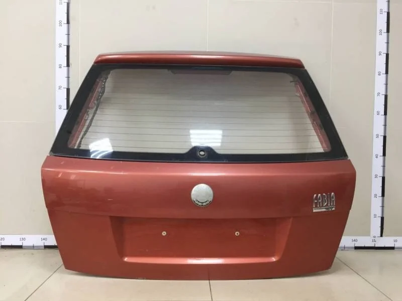 Дверь багажника со стеклом Skoda Fabia (6Y) 1999-2007