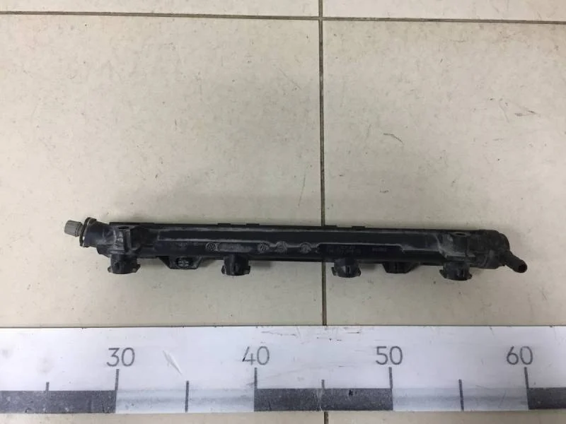 Рейка топливная (рампа) Volkswagen Polo (Sed RUS) 2011>