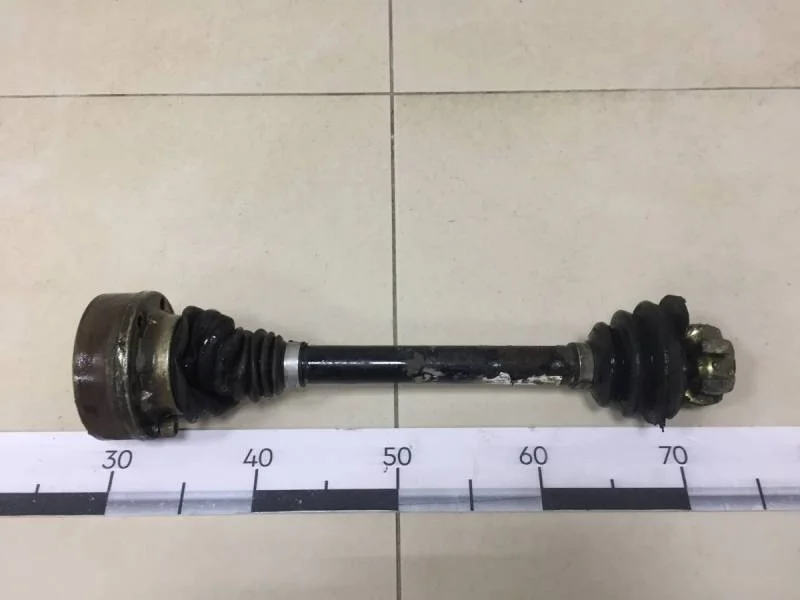 Полуось передняя левая Volkswagen Polo (Sed RUS) 2011>