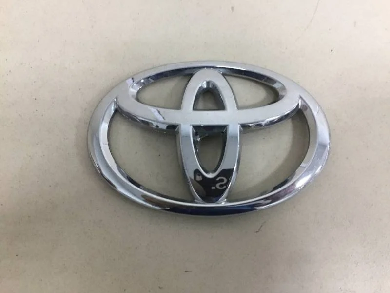 Эмблема Toyota Corolla E150 2006-2013