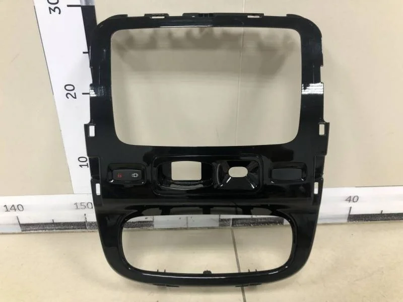 Рамка магнитолы Renault Duster 2012>