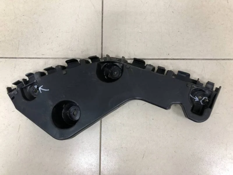 Кронштейн заднего бампера левый Renault Duster 2012>