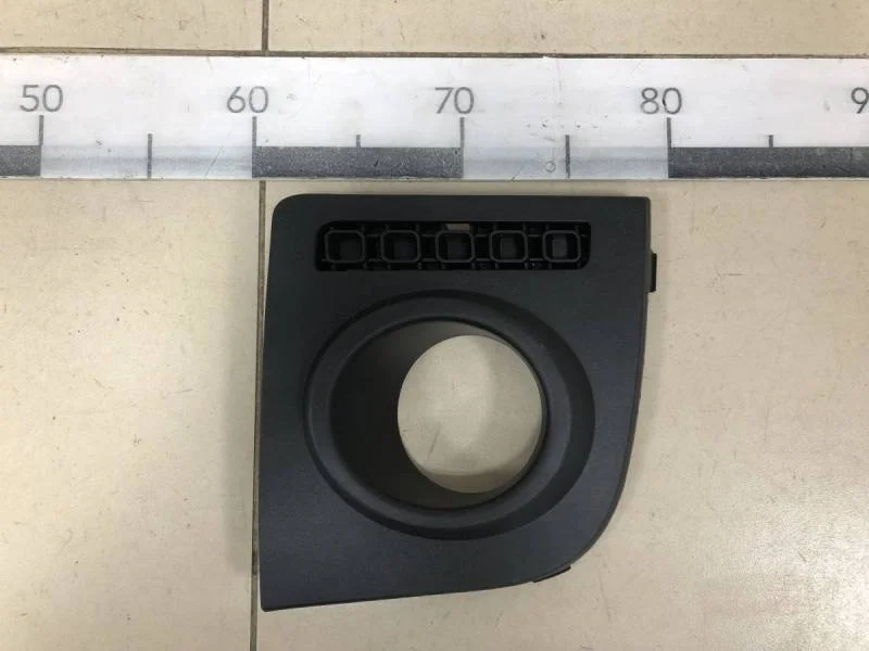 Рамка противотуманной фары левой Ford Fusion (JU) 2002-2012