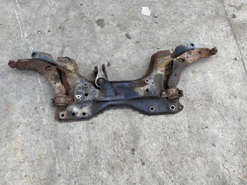 Балка подмоторная Ford Focus 1 1998-2004