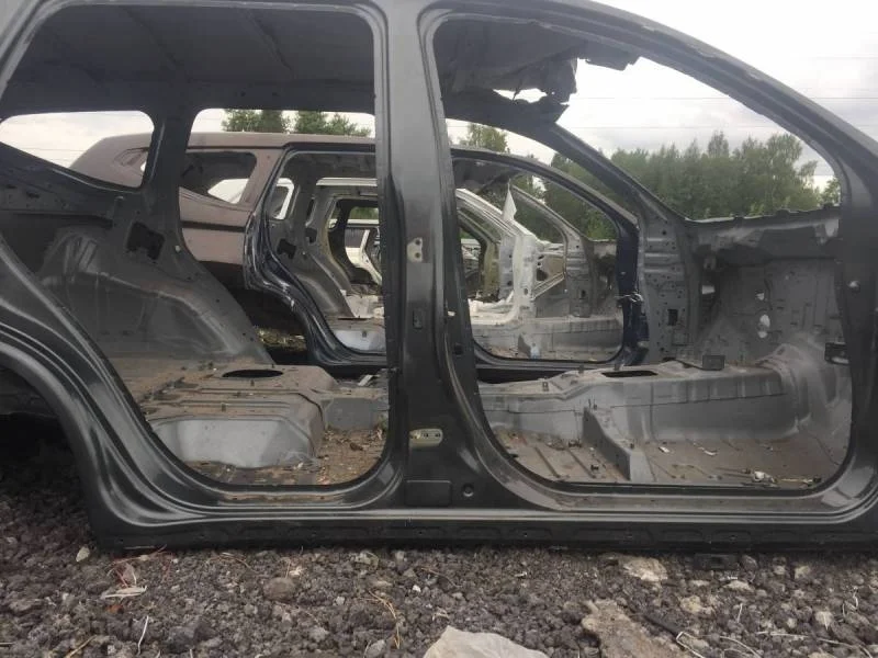 Порог со стойкой правый Mitsubishi Pajero/Montero Sport (KS) 2015>