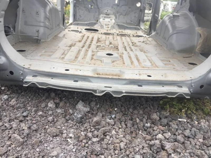 Панель задняя Mitsubishi Pajero/Montero Sport (KS) 2015>