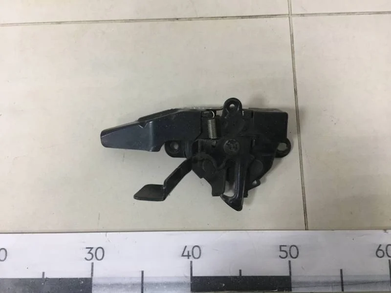 Замок капота Toyota Corolla E180 2013>