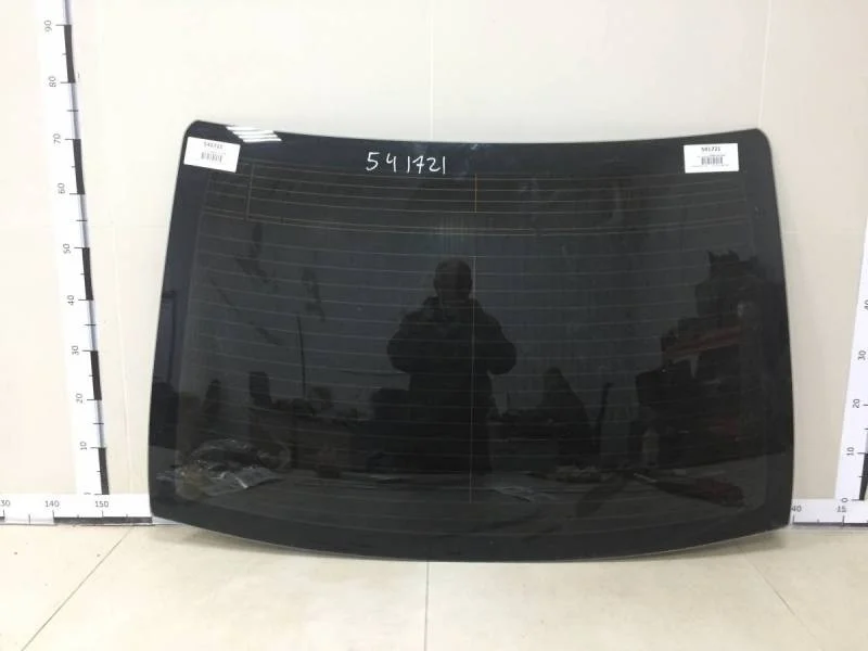 Стекло заднее Toyota Corolla E180 2013>