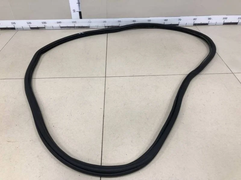 Уплотнитель проема двери задней левой Volkswagen Polo (Sed RUS) 2011>