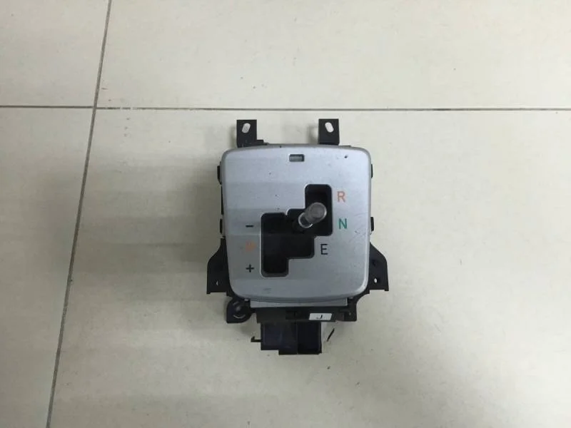 Кулиса КПП Toyota Corolla E150 2006-2013