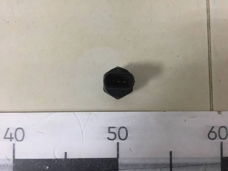 Датчик давления топлива Kia Sorento (BL, JC) 2002-2009