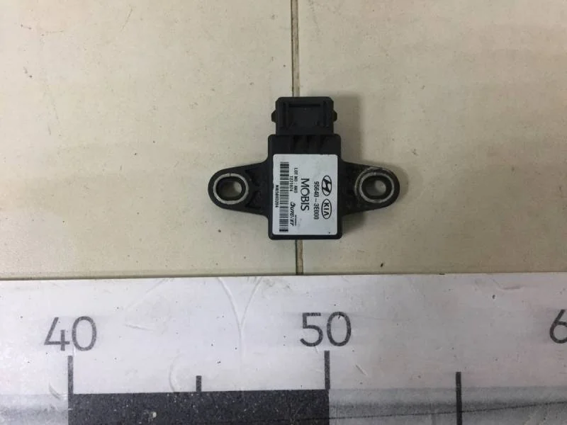 Датчик ускорения Kia Sorento (BL, JC) 2002-2009