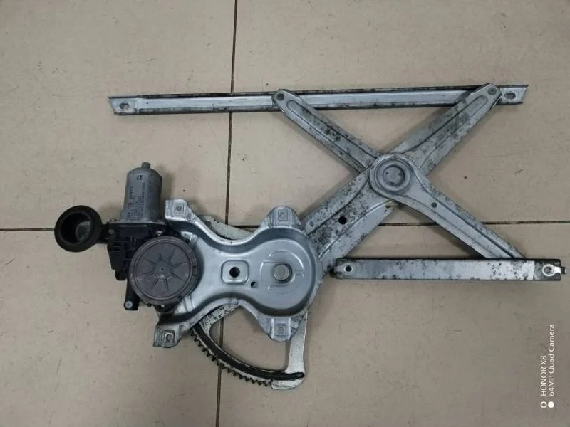 Стеклоподъемник электр. передний правый Toyota Corolla E180 2013>