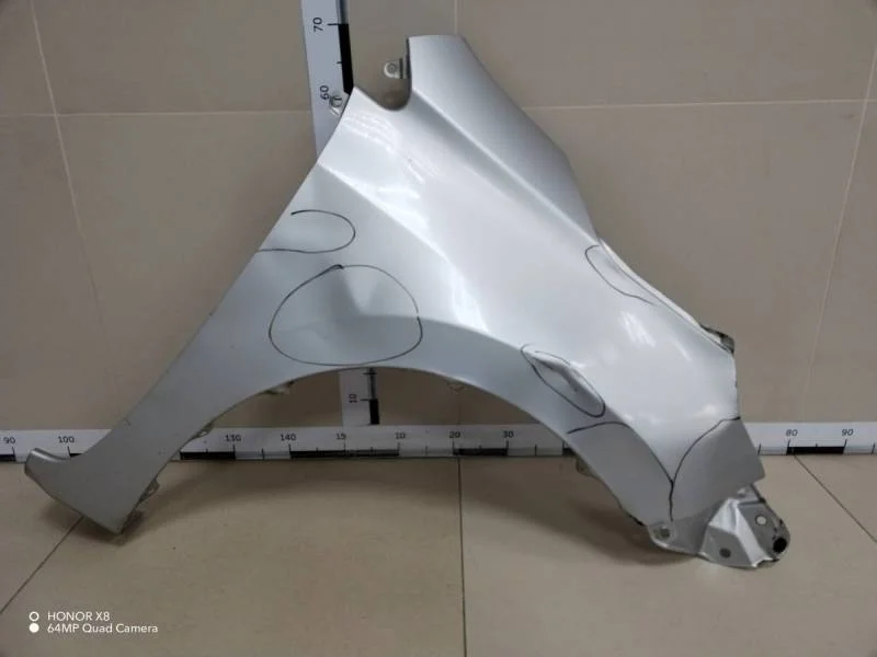 Крыло переднее правое Toyota Corolla E180 2013>