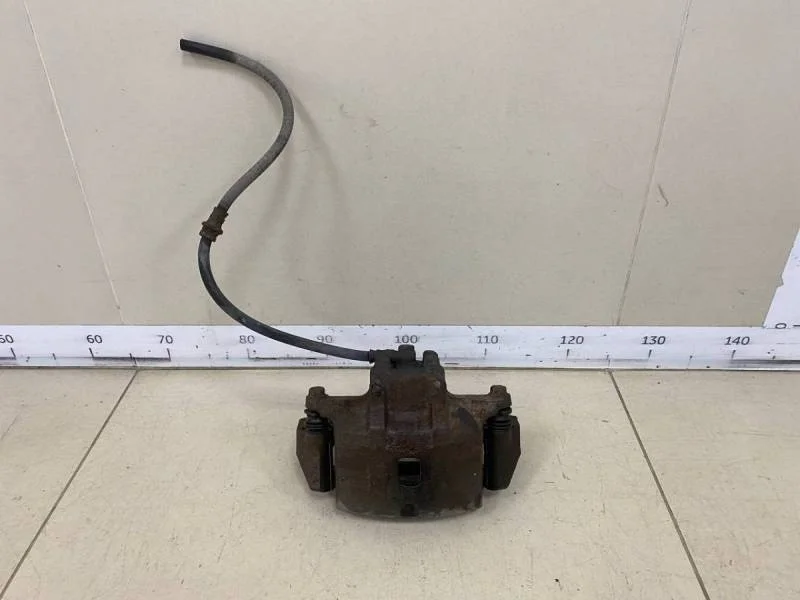 Суппорт передний правый Mitsubishi Lancer 9  (CS/Classic) 2000-2011