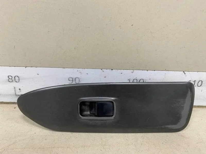 Кнопка стеклоподъемника Mitsubishi Lancer 9  (CS/Classic) 2000-2011