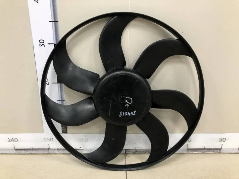 Вентилятор радиатора Volkswagen Polo (Sed RUS) 2011>