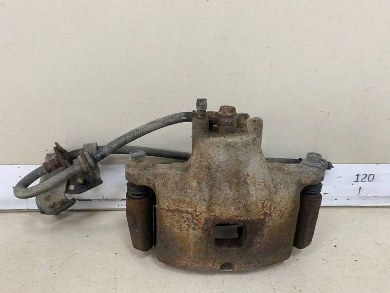 Суппорт передний правый Mitsubishi ASX (GA) 2010>