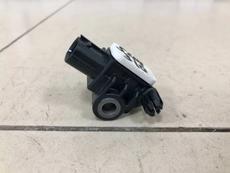 Датчик AIR BAG Mitsubishi ASX (GA) 2010>