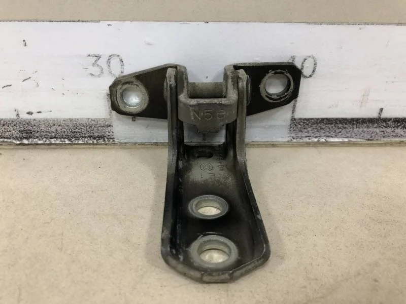 Петля двери Mitsubishi ASX (GA) 2010>