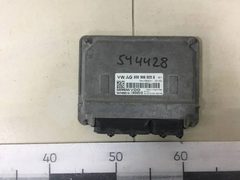 Блок управления двигателем Skoda Fabia (6Y) 1999-2007