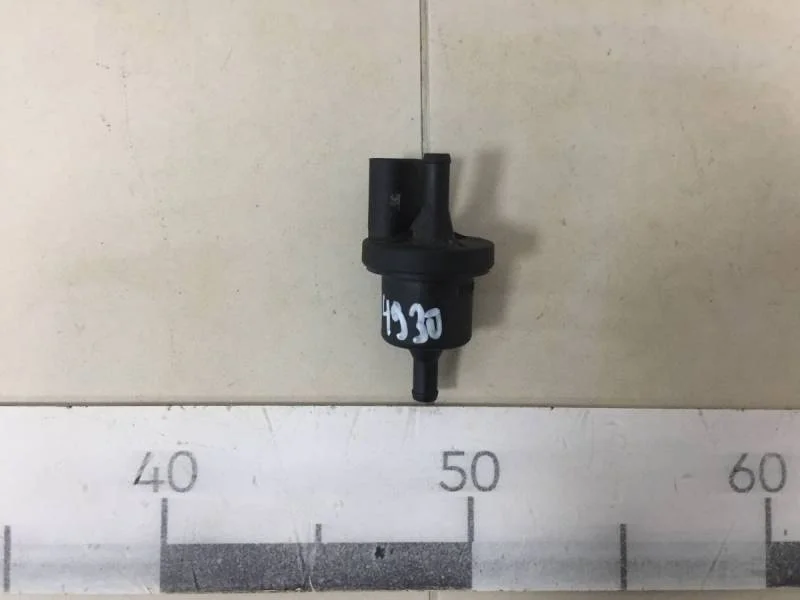 Клапан вентиляции топливного бака Skoda Fabia (6Y) 1999-2007