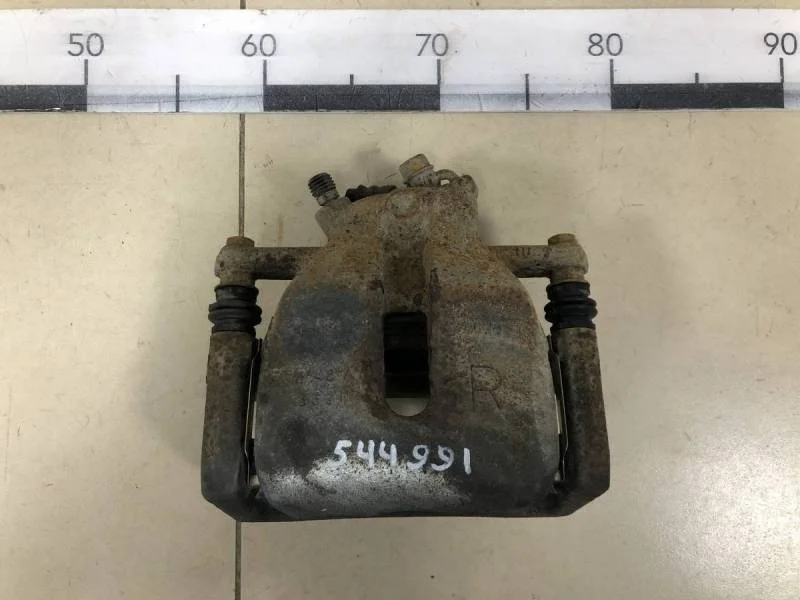 Суппорт передний правый Suzuki SX4 2006-2013