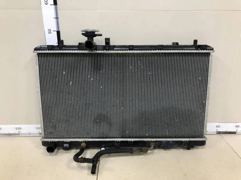 Радиатор охлаждения двигателя Suzuki SX4 2006-2013