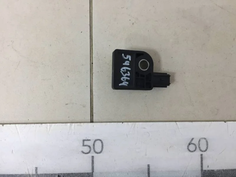 Датчик AIR BAG Hyundai ix35 (LM) 2010-2015