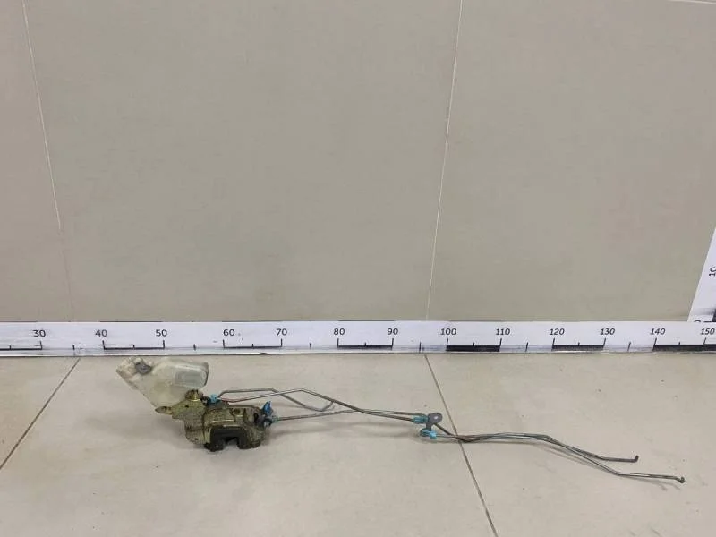 Замок двери передней правой Nissan Almera Classic (B10) 2006-2013