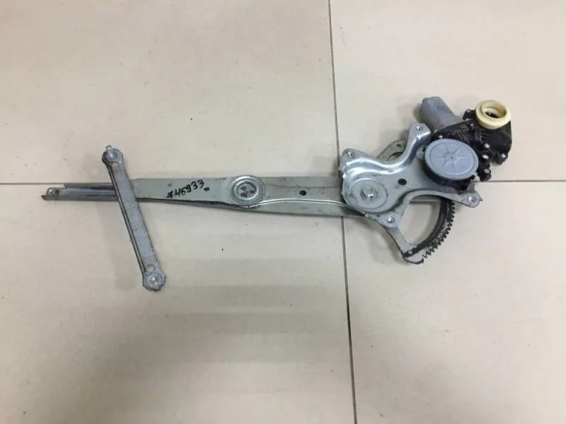 Стеклоподъемник электр. передний левый Toyota Corolla E150 2006-2013