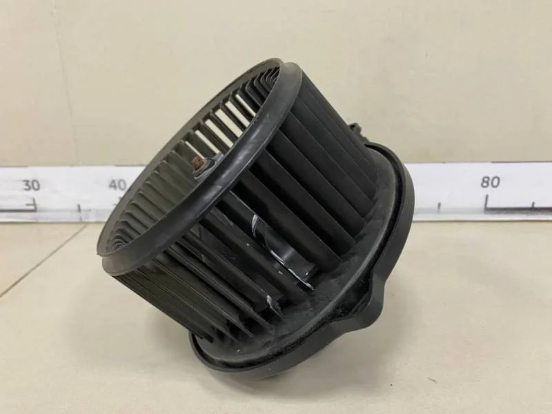 Моторчик отопителя Hyundai Solaris 2010-2017