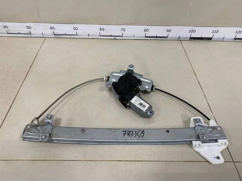 Стеклоподъемник электр. задний правый Hyundai Solaris 2010-2017