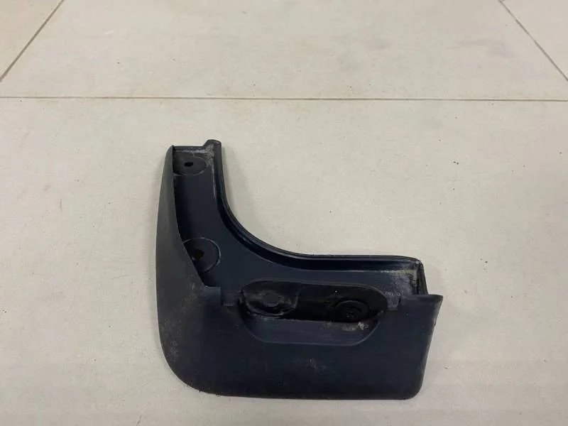 Брызговик задний левый Hyundai Solaris 2010-2017