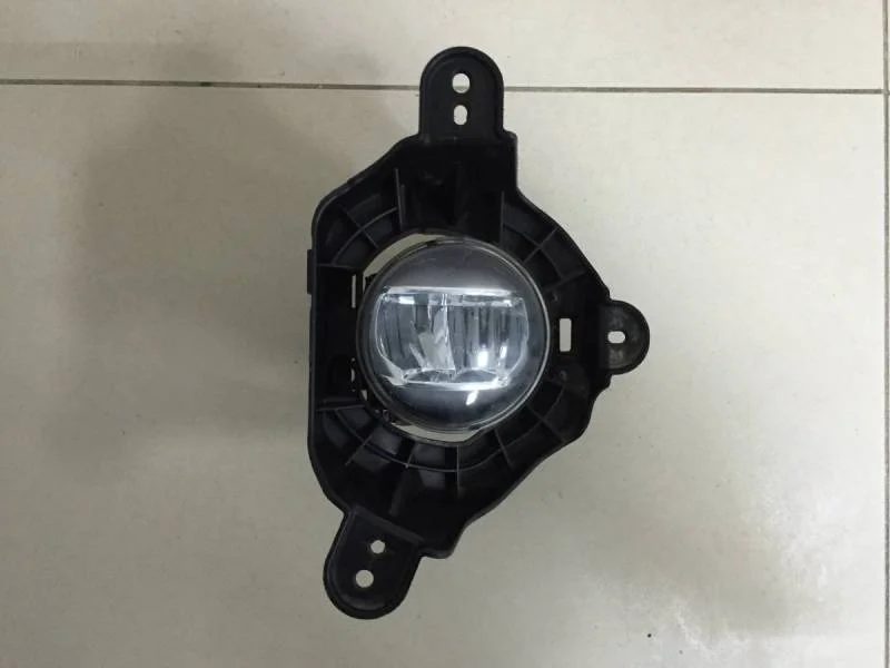 Фара противотуманная левая Toyota Land Cruiser (J200) 2015>