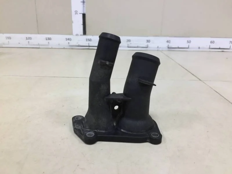 Крышка термостата Ford Focus 3 2011>